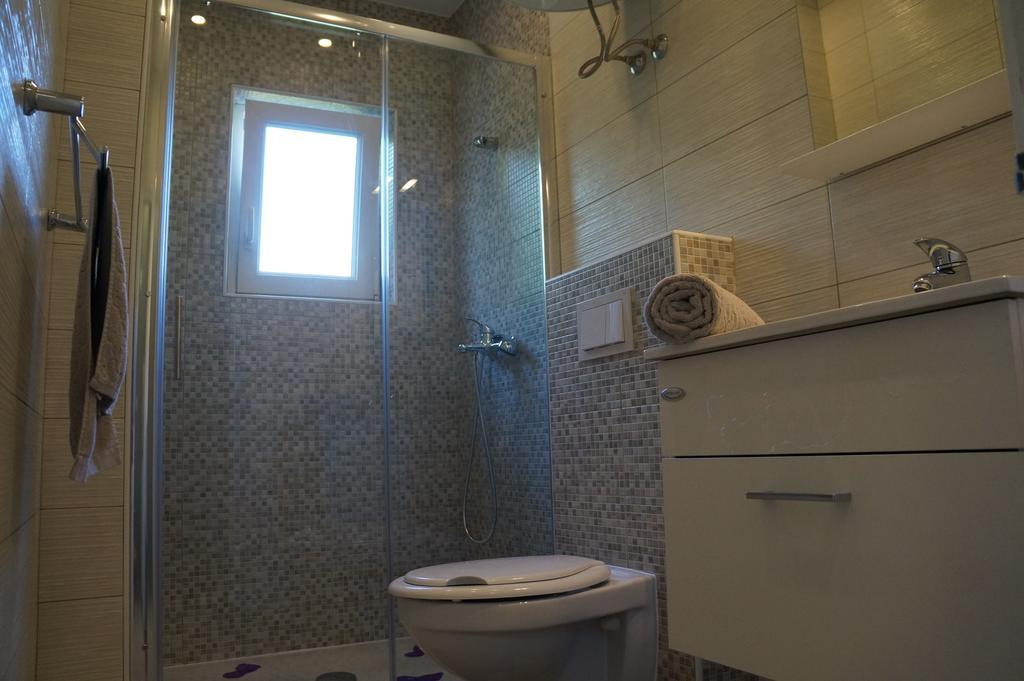Apartments Valentino Supetarska Draga Extérieur photo