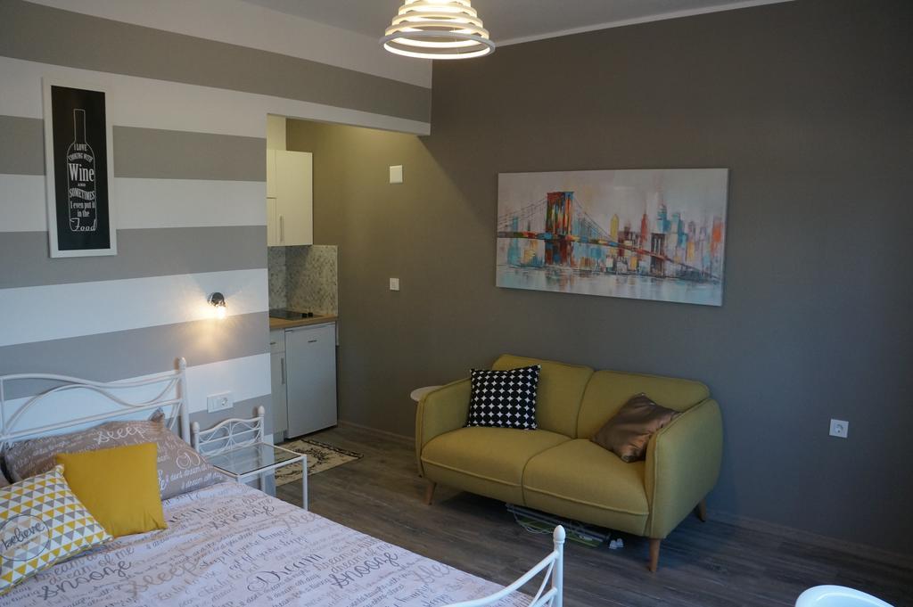 Apartments Valentino Supetarska Draga Extérieur photo